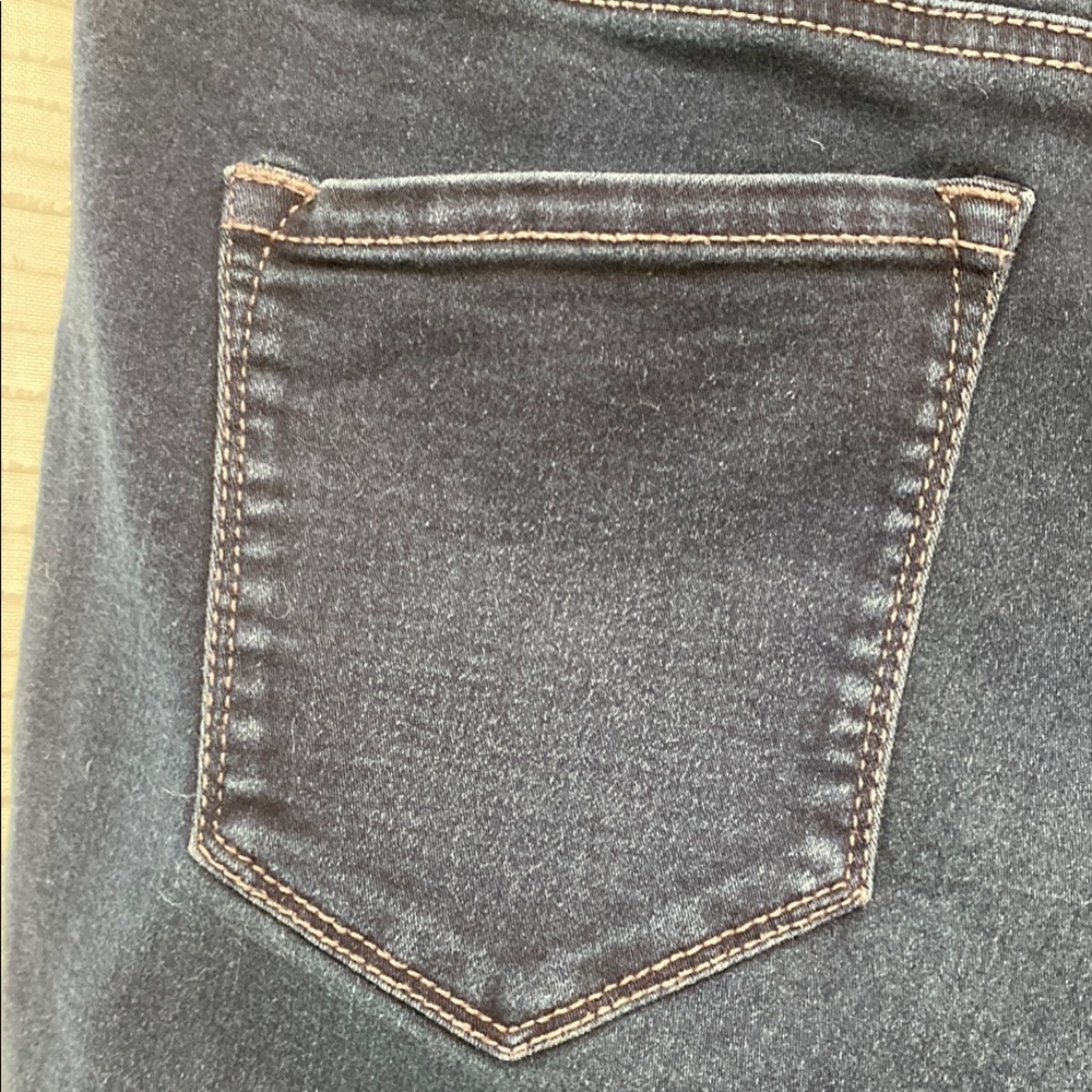 Nine West Dark Blue Jean Long Shorts - Picture 11 of 13